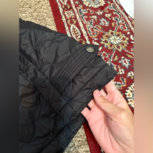 Lands End Coat - Picture 4 of 10